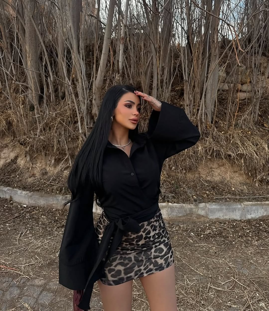 Crop Köynək bağlama detaylı qara 2